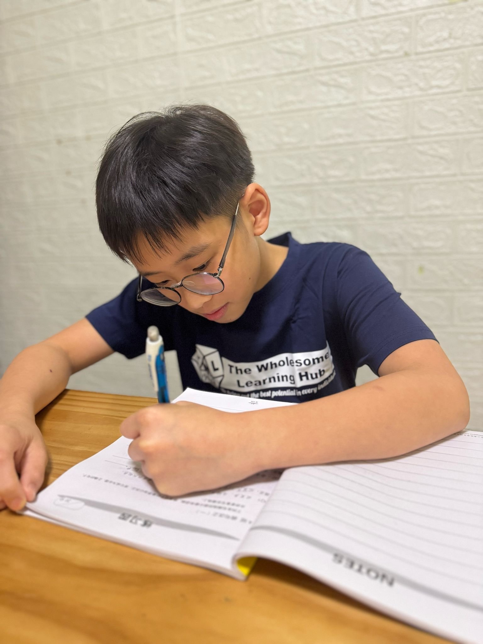 Students learning together